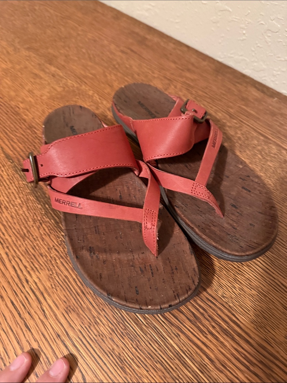Merrell Red Leather Thong Sandals